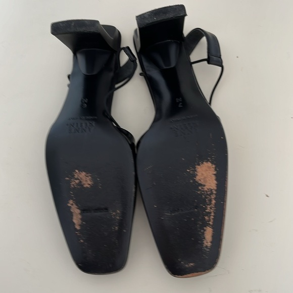 Vintage Anne Klein Shiny Black Leather Sling Back Shoes, sizes 6/7 - Picture 8 of 10